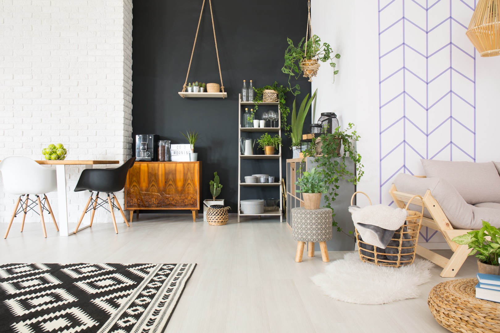 Modern black and white loft Awesome family home